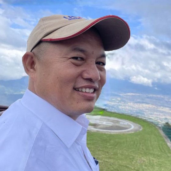 Man Bahadur Lama photographed above the Kathmandu valley